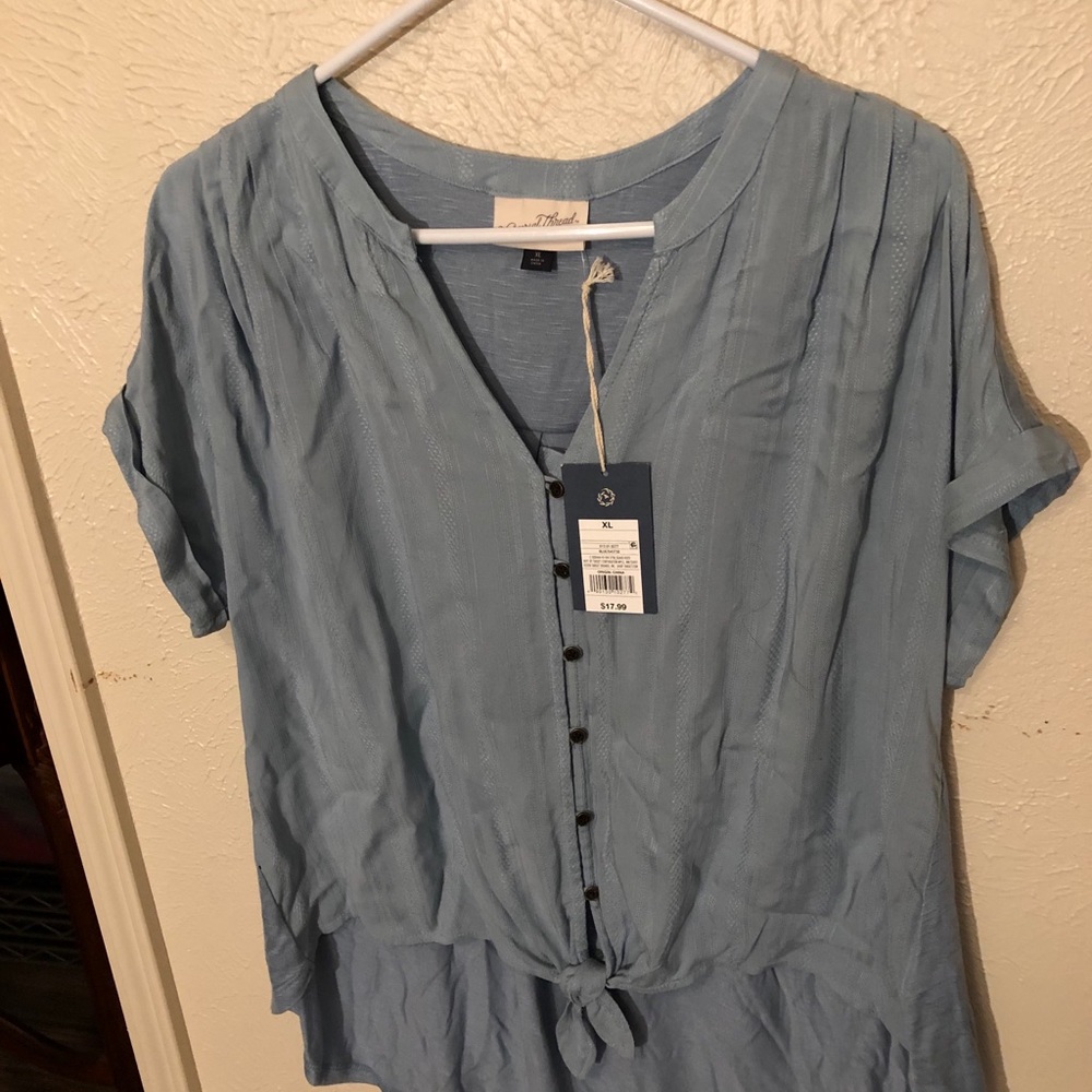 Tie front hi low hem shirt
